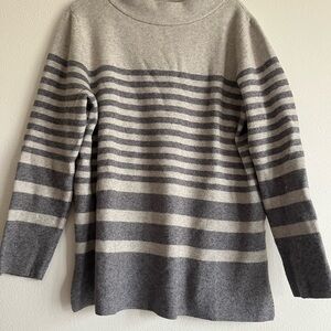 Apt. 9 Gray Cowl Neck Sweater